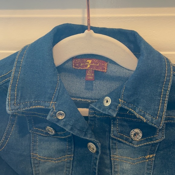 Jean jacket - Picture 2 of 3